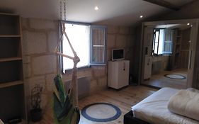 Duplex En Pierre Proche Des Arenes